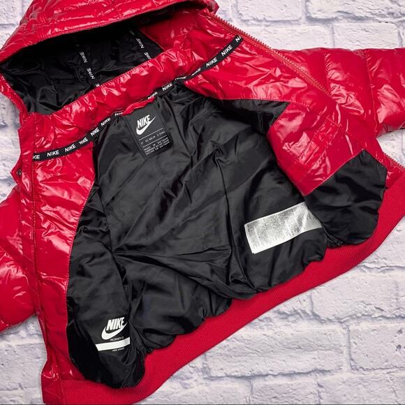 Nike Quilted Puffer Hooded Jacket in Rush Pink - Picture 7 of 9